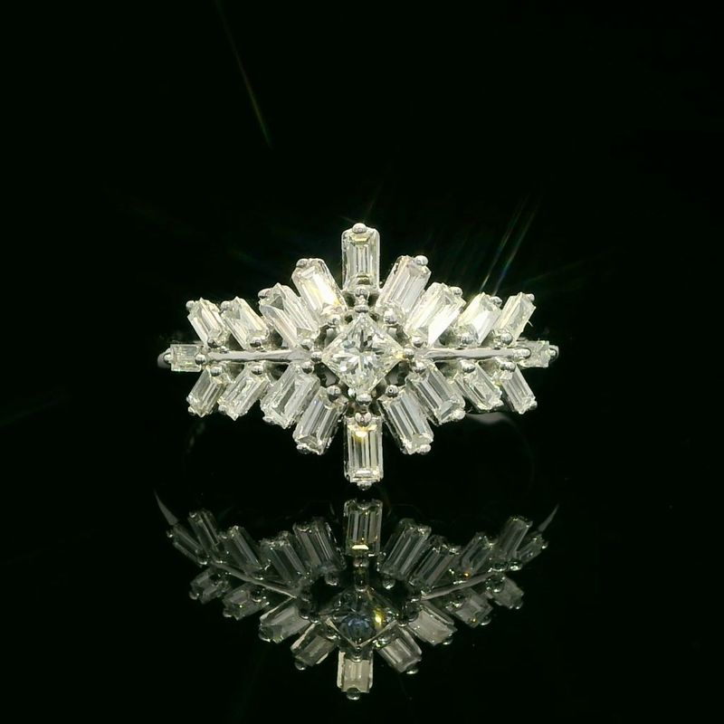 14K White Gold Diamond Ring