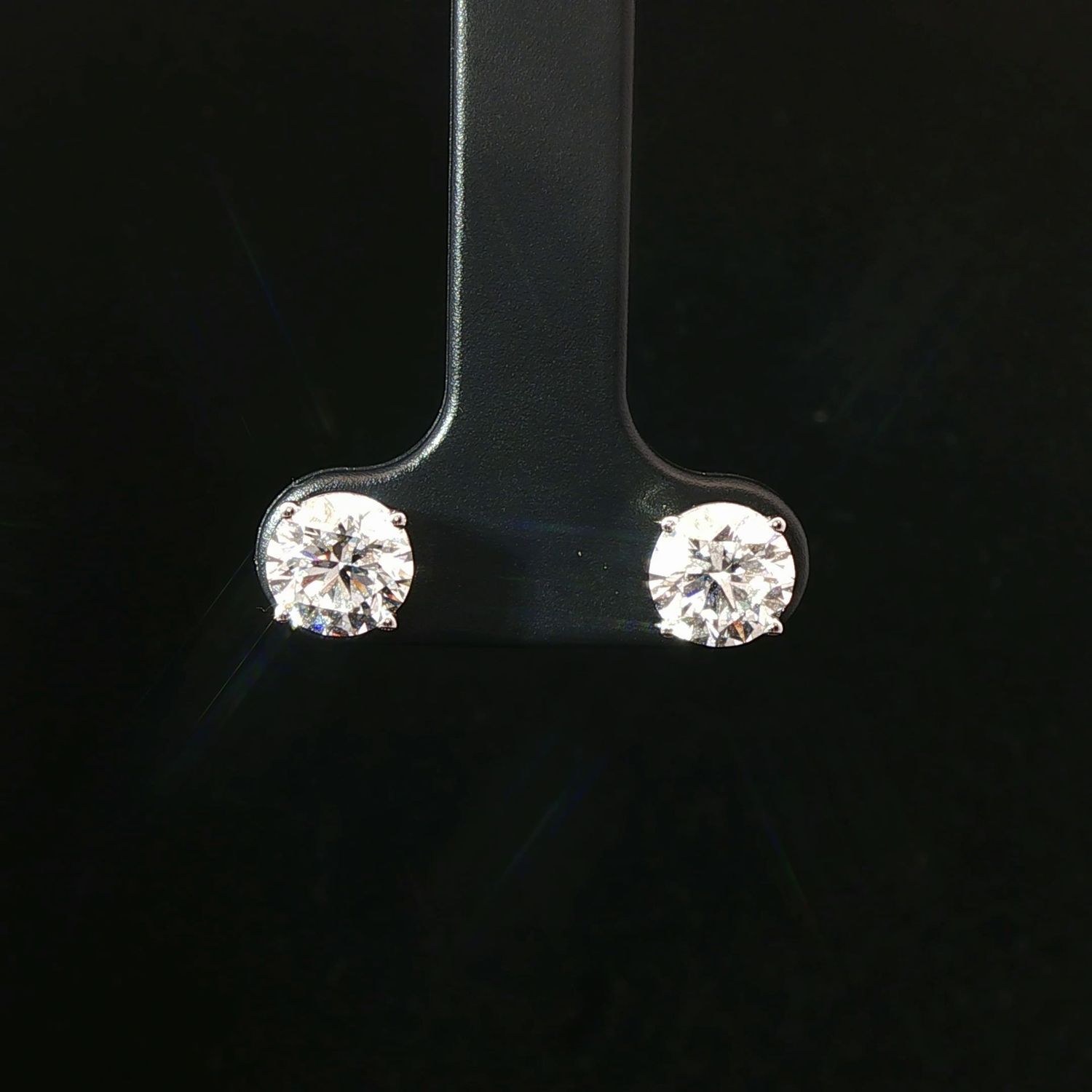 14K White Gold 2 Ct  Lab Diamond Stud Earrings
