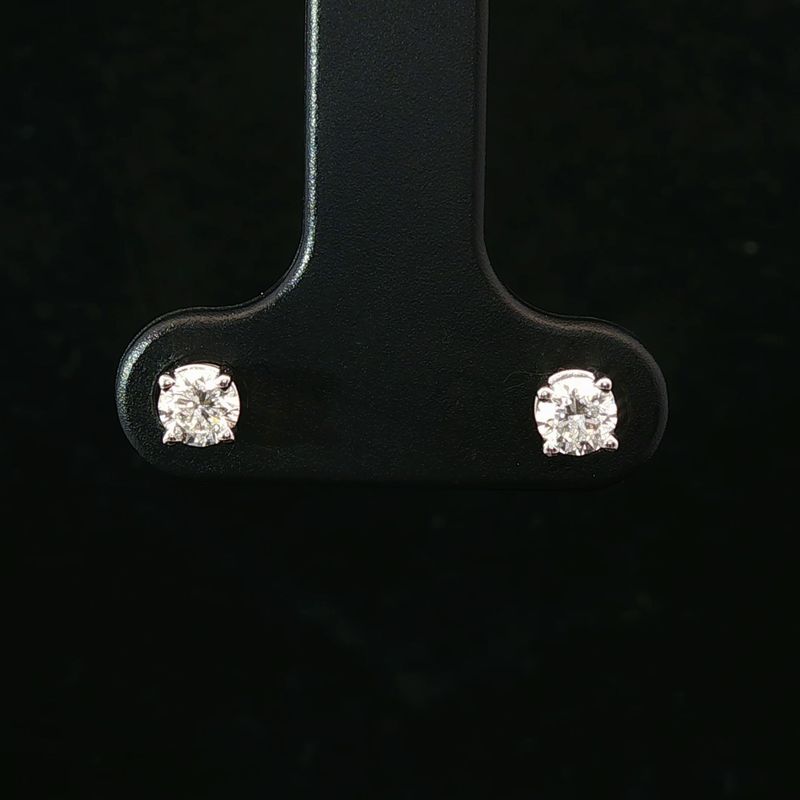 14K White Gold 0.33 Ct Natural Diamond Stud Earrings