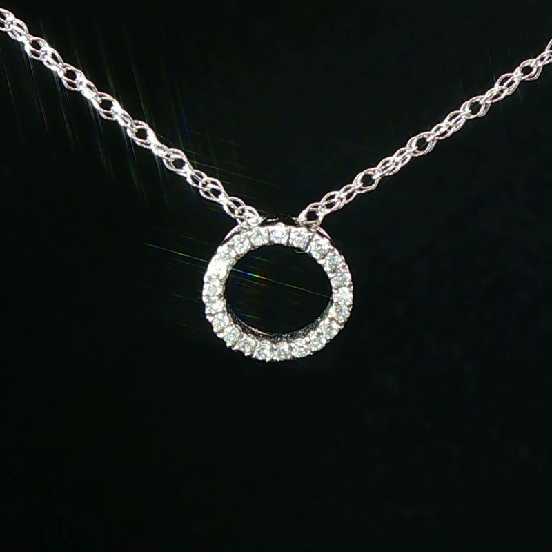 14K White Gold Natural Diamond Circle Pendant Necklace