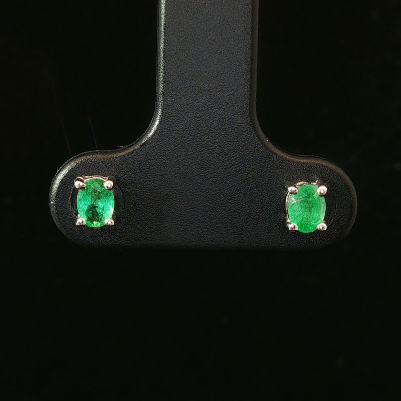 14K White Gold Oval Emerald Stud Earrings