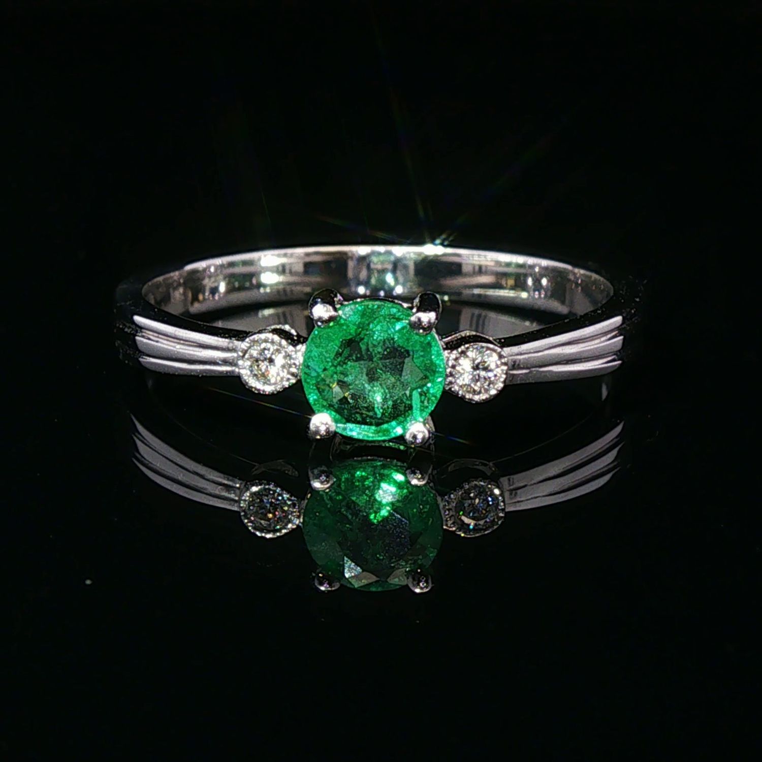 14K White Gold Round Emerald and Diamond Ring