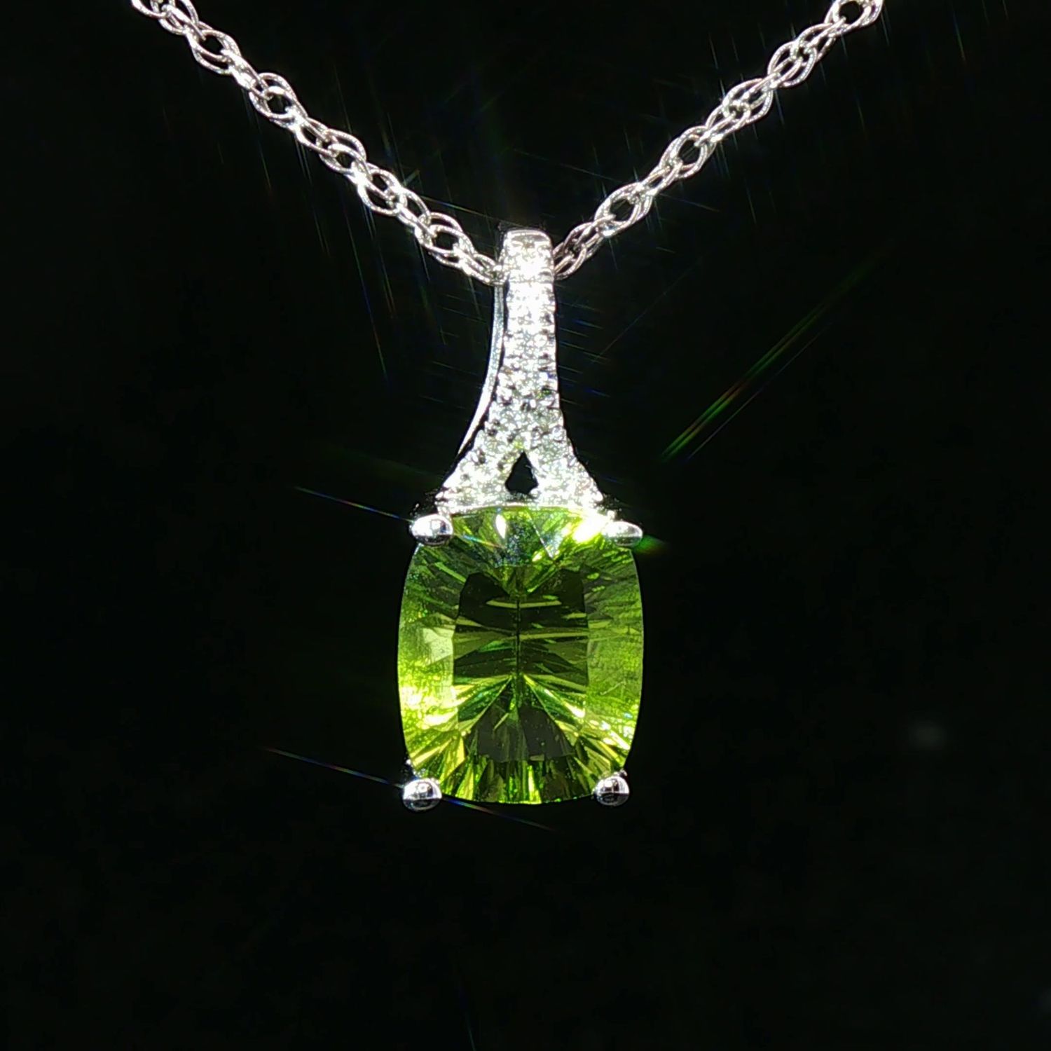 14KWG Elongated Cushion Peridot and Diamond Pendant Necklace
