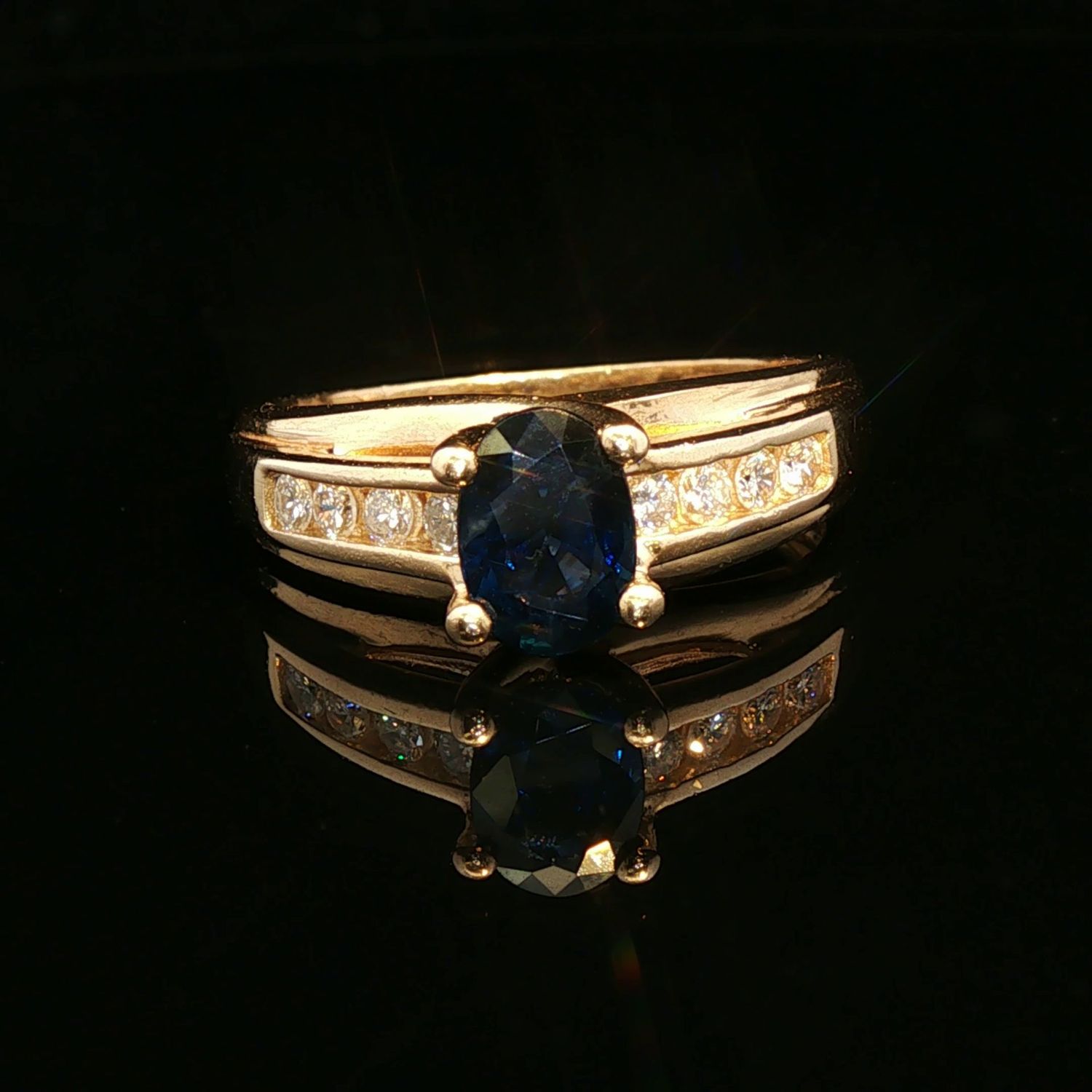 14K Yellow Gold Oval Sapphire and Diamond Ring 14K Yellow Gold Oval Sapphire and Diamond Ring