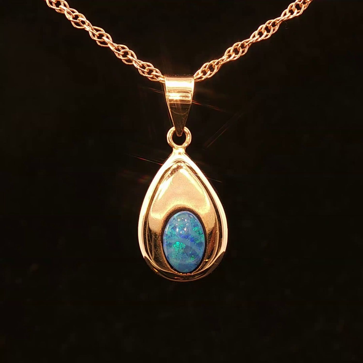 14K Yellow Gold Drop and Black Oval Opal Pendant 14K Yellow Gold Drop and Black Oval Opal Pendant