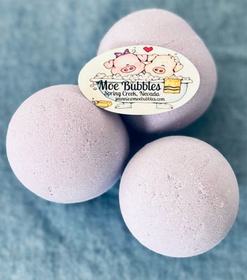 Lavender Bath Bomb