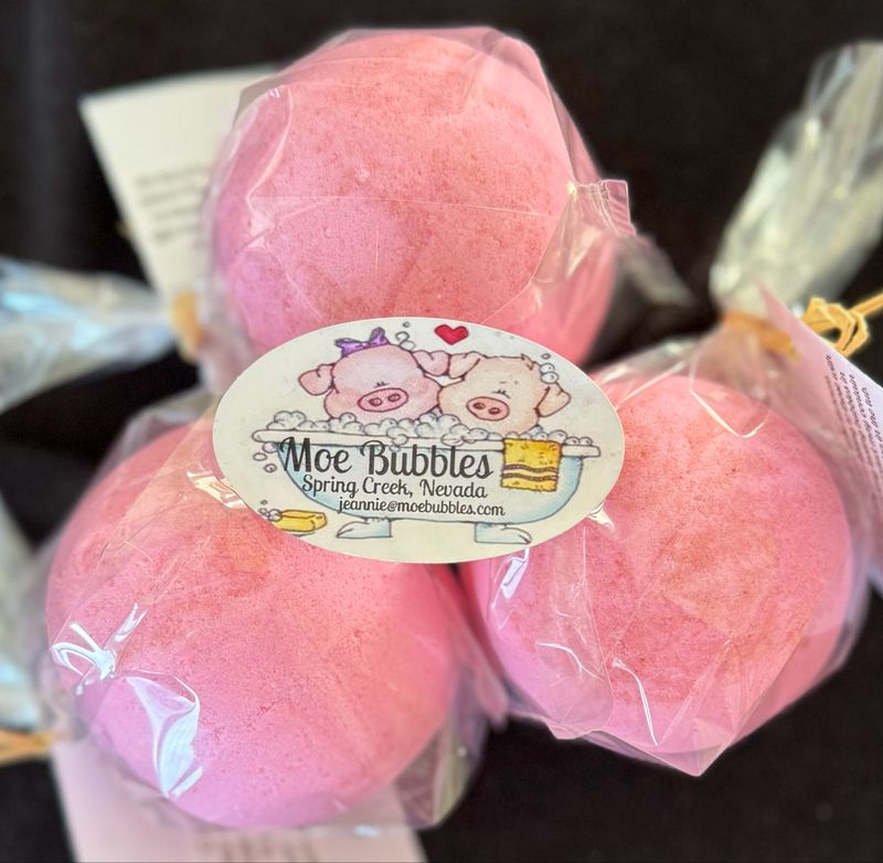 Strawberry Cheesecake Bath Bomb