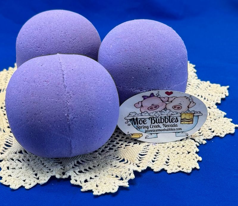 Lavender Bath Bomb