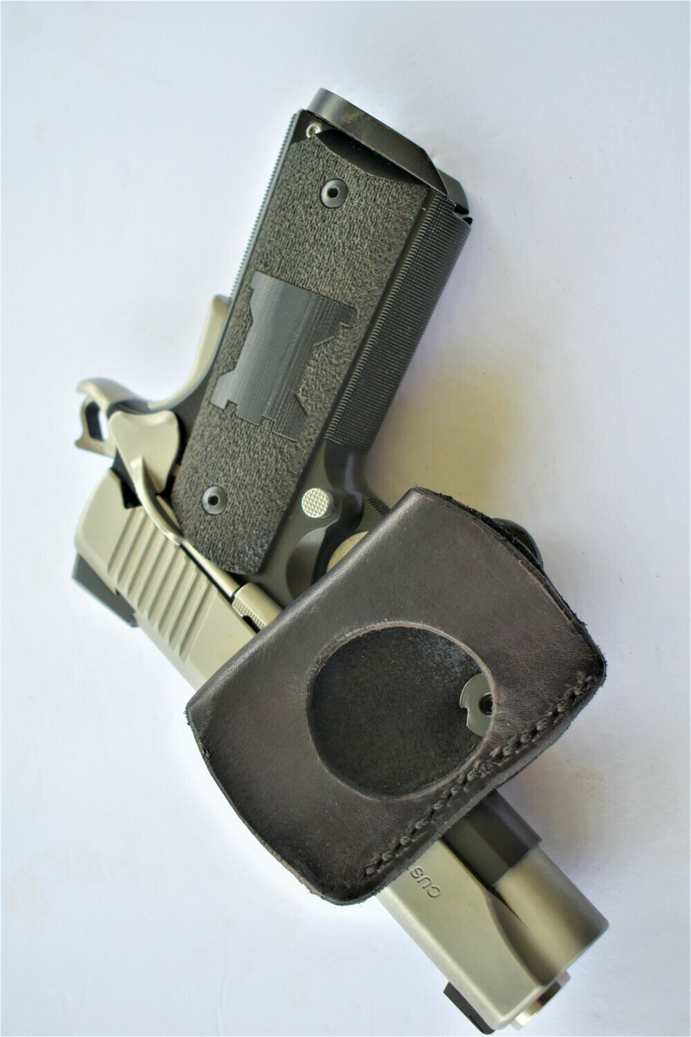1911 - Yaqui - leather gun holster - belt slide