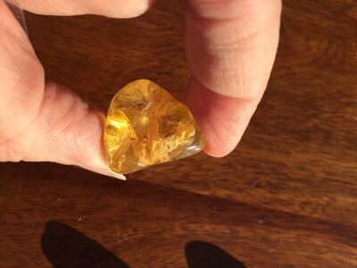 Amber polished pieces