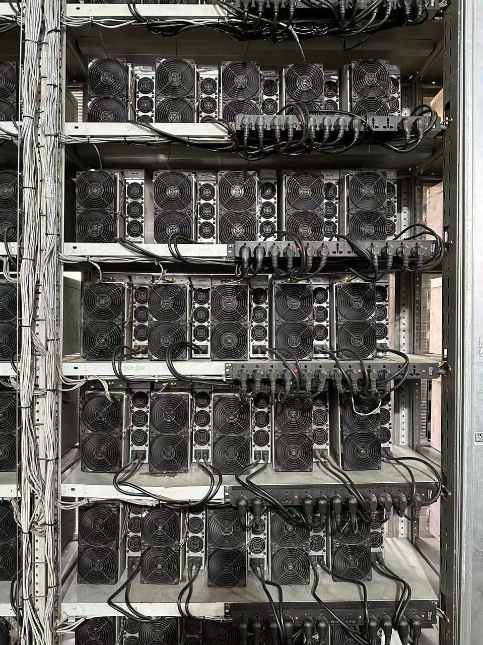 HiveHash Batch #1 – Ethiopia (LTC + DOGE Merged Mining)