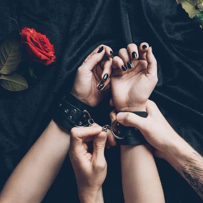 BONDAGE &amp; FETISH