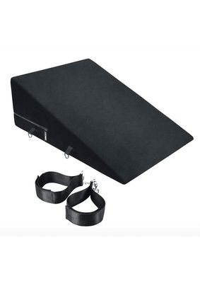 WHIPSMART TRY ANGLE CUSHION BLK
