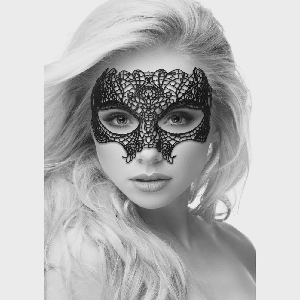 OUCH! B&amp;W PRINCESS LACE MASK