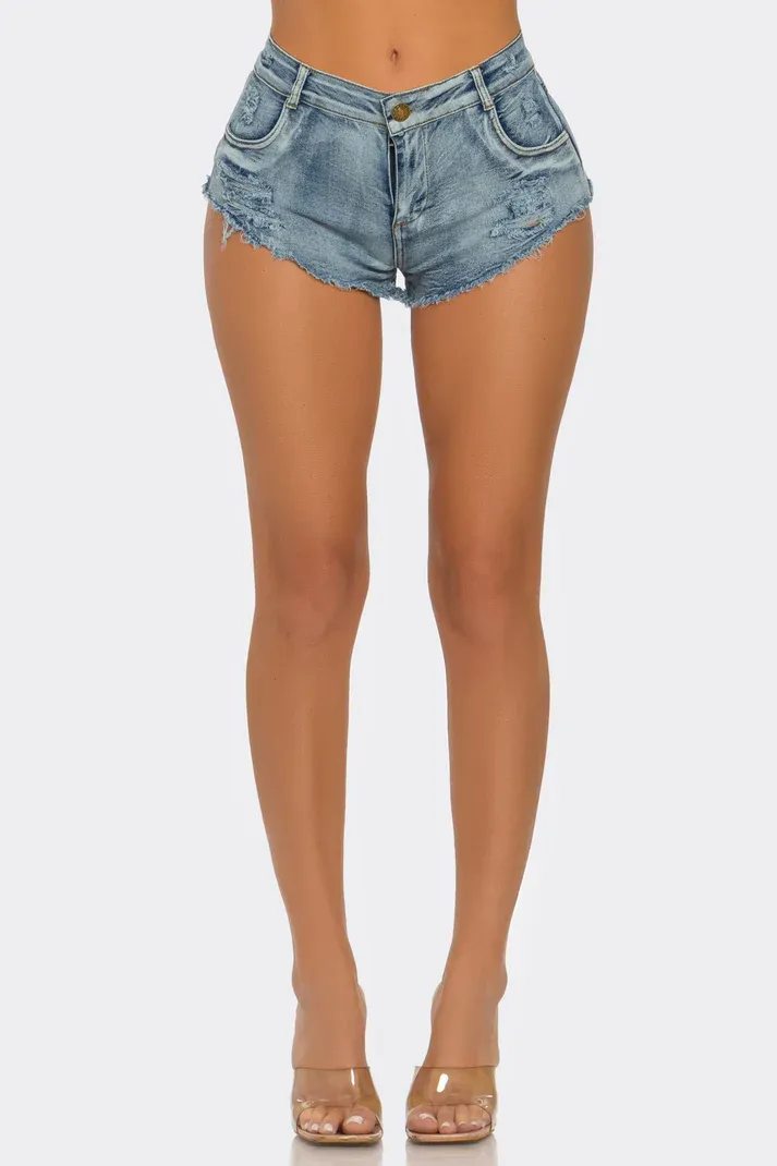 CUT IT OUT DENIM SHORTS, Size: SMALL