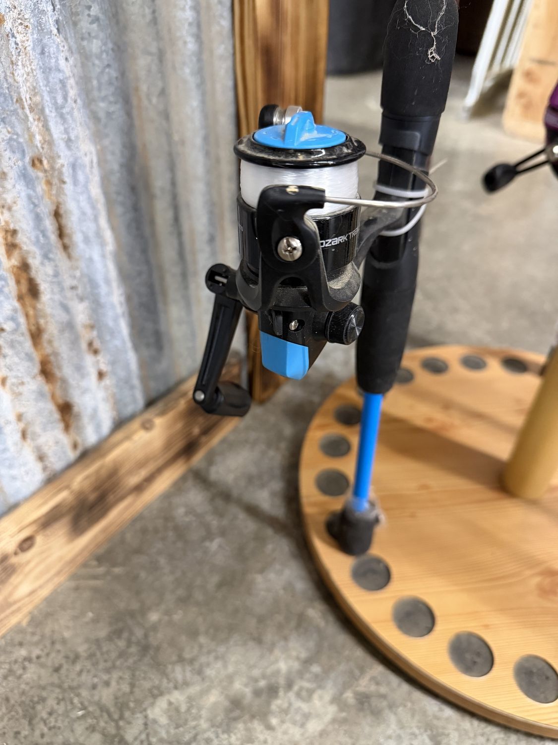 OPEN FACED POLE BLUE