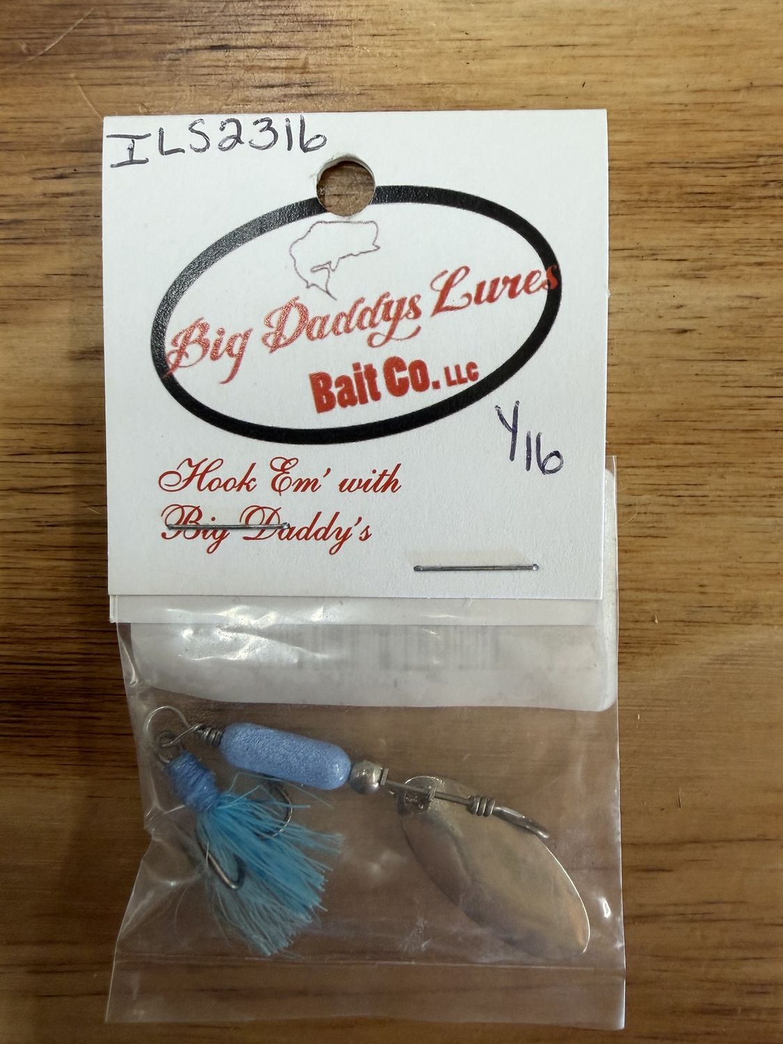 ROOSTER TAIL 1/16 OZ LT BLUE