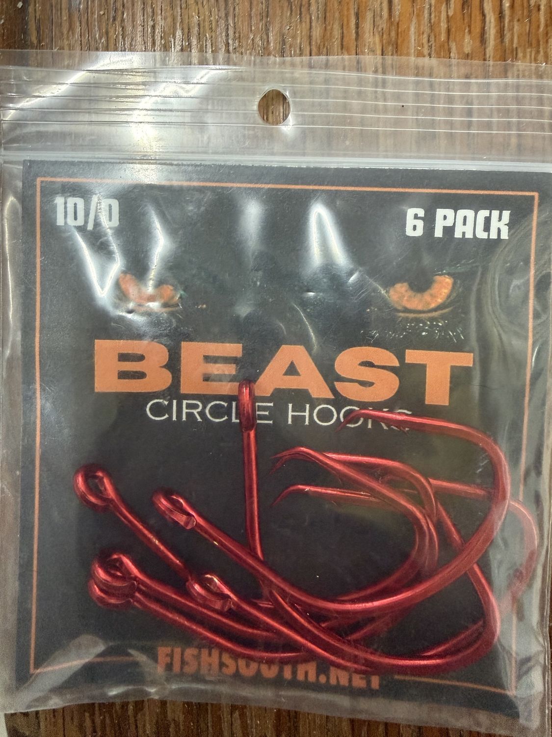 BEAST CIRLCE HOOKS SZ 10/0