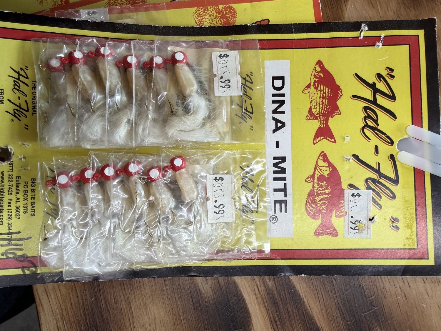 TROUT HAL-FLY RED/PEARL/WHITE