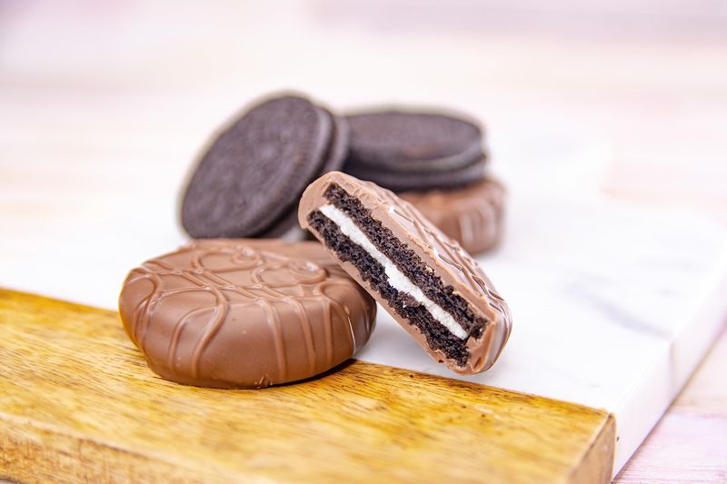 10.  Wockenfuss Milk Chocolate Oreo Cookies