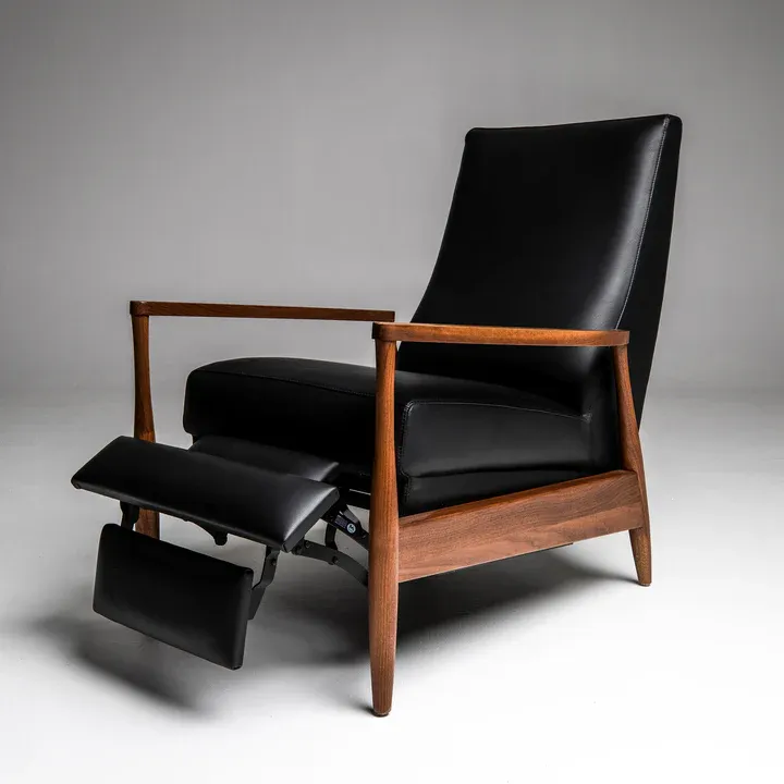 Aston Recliner