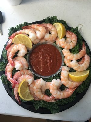 COOKED NC SHRIMP PLATTER WITH COCKTAIL SAUCE