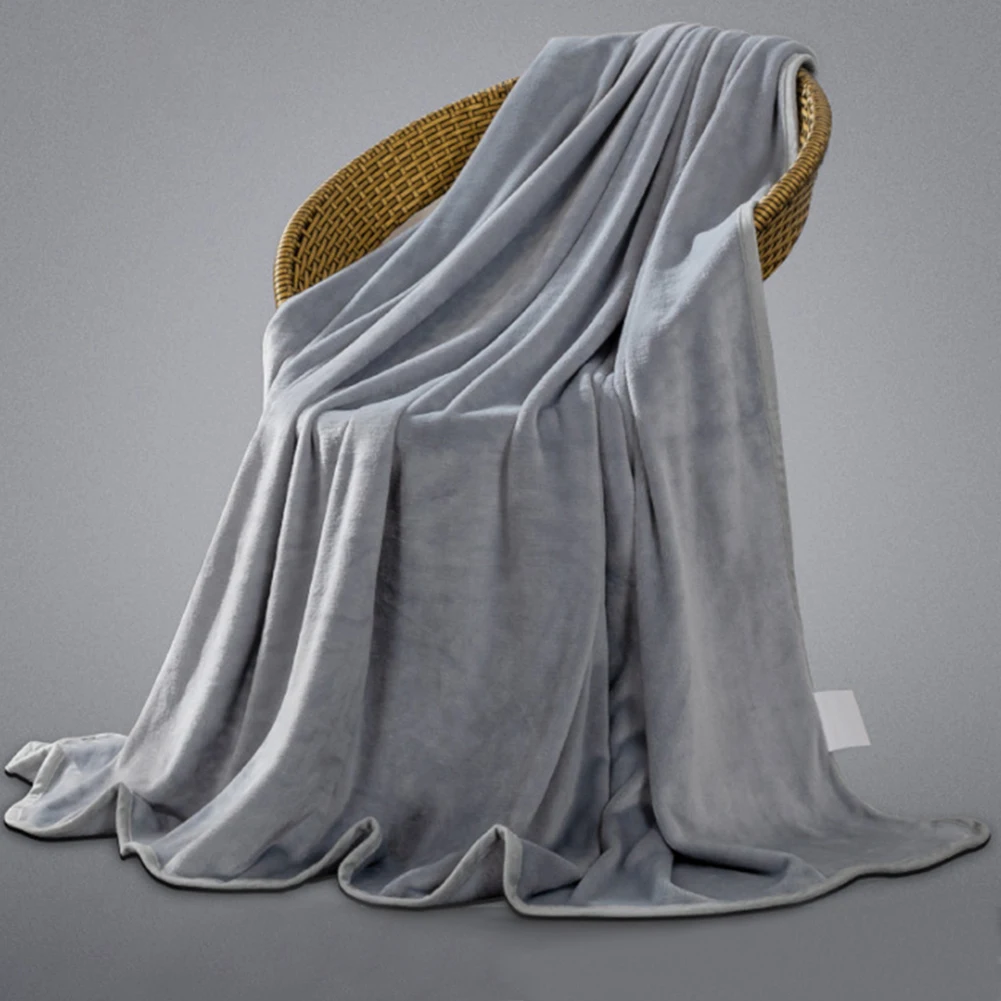 Flannel Coral Fleece Blanket Multifunction Lunch Break Blanket Comfortable Air Conditioning Blanket for Office Bedroom