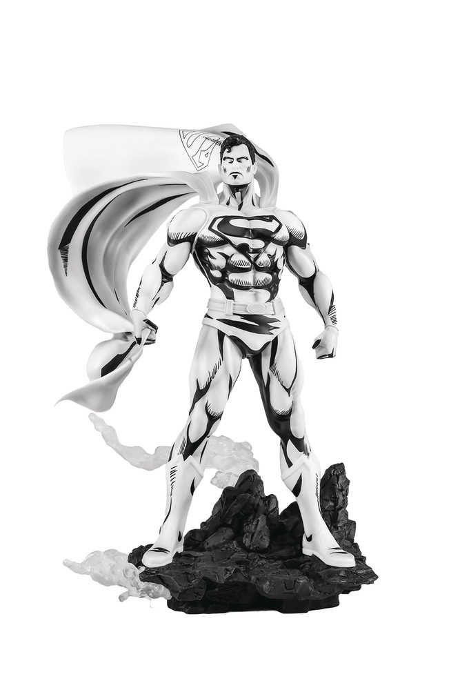 Sdcc 2024 DC Heroes Superman Black &amp; White Previews Exclusive PVC 1/8 Statue