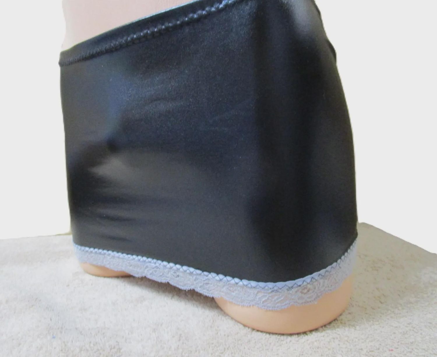 Black Faux Leather Spandex, Micro Mini Skirt, Lace Trim, Very Short Skirt, 8&quot; Long, Size XXS