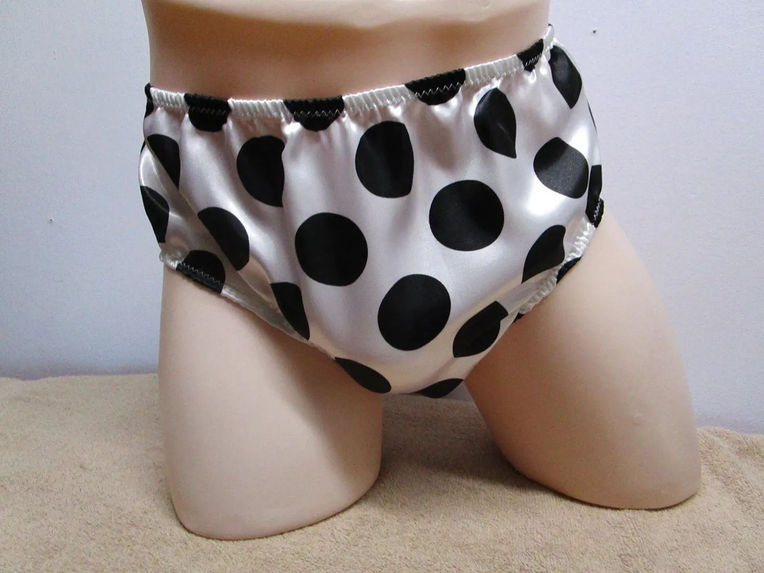 Satin Prints Classic Briefs, Medium Man Front