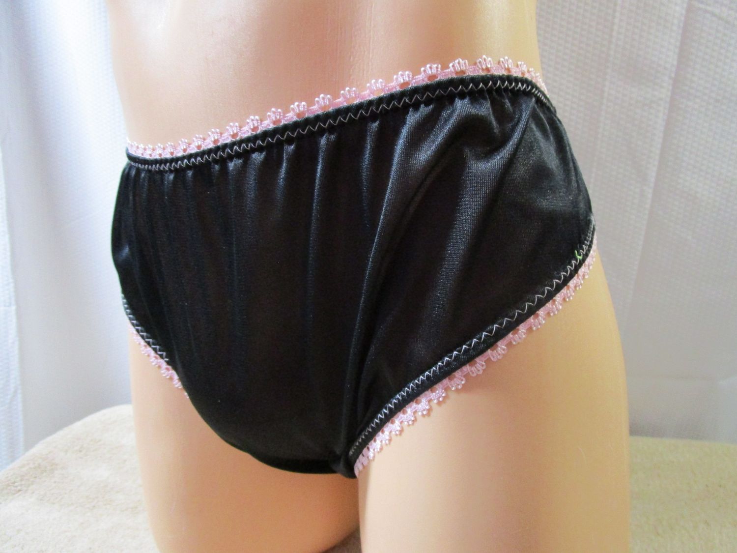 Nylon Tricot Hipster Brief, Medium Man Front, 3&quot; Sides, Picot Trim