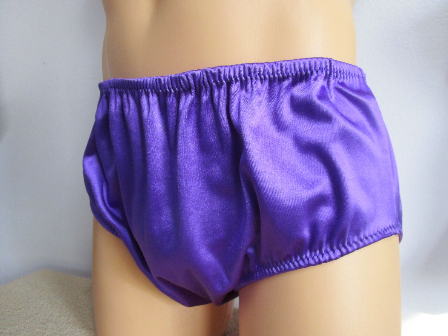 Satin Classic Briefs, Medium Man Front
