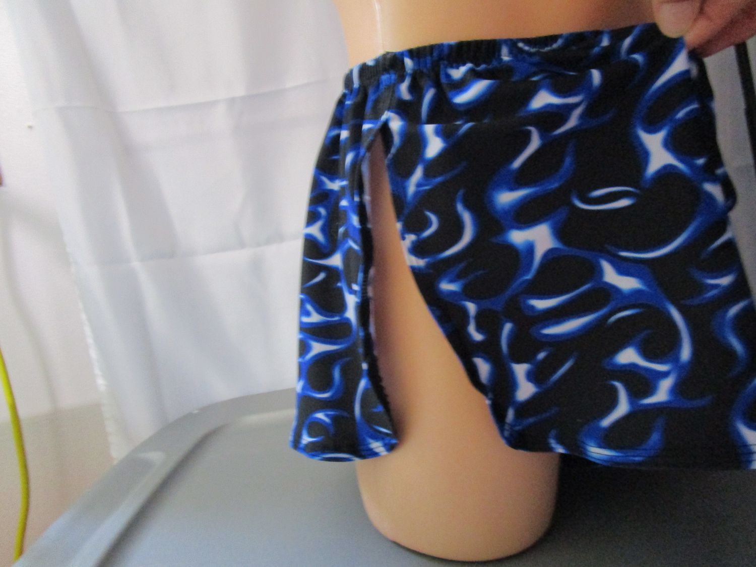 Nylon Spandex Prints Open Side Shorts, 1.5-5&quot; Inseam