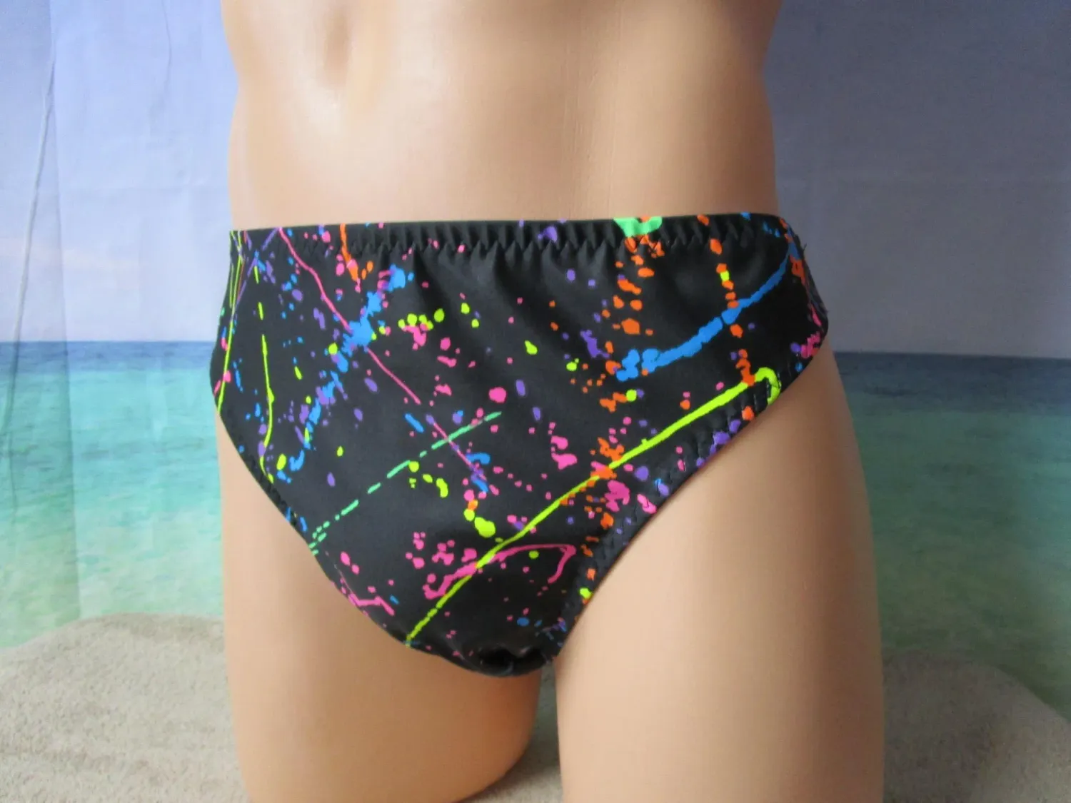 Nylon Spandex Prints Hipster Brief, 3&quot; Sides, Medium Man Front