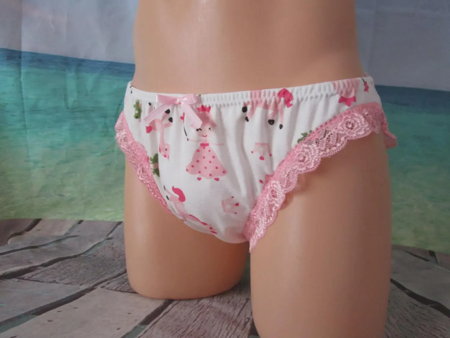 Cotton Knit Prints Bikini, Medium Man Front, Lace Legs, Bow