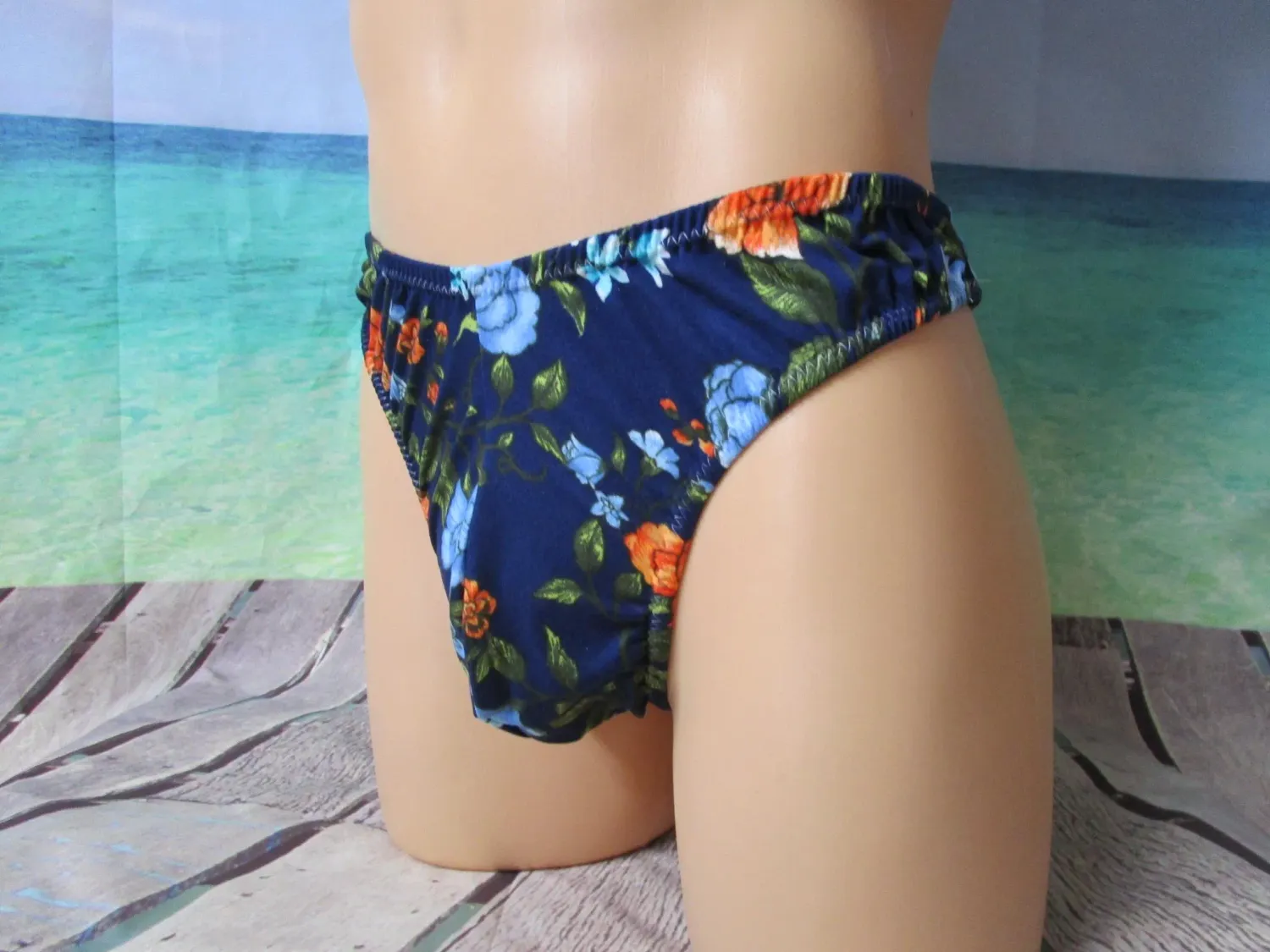 Brushed Knit Prints Thong, Contoured Man Front w/seam