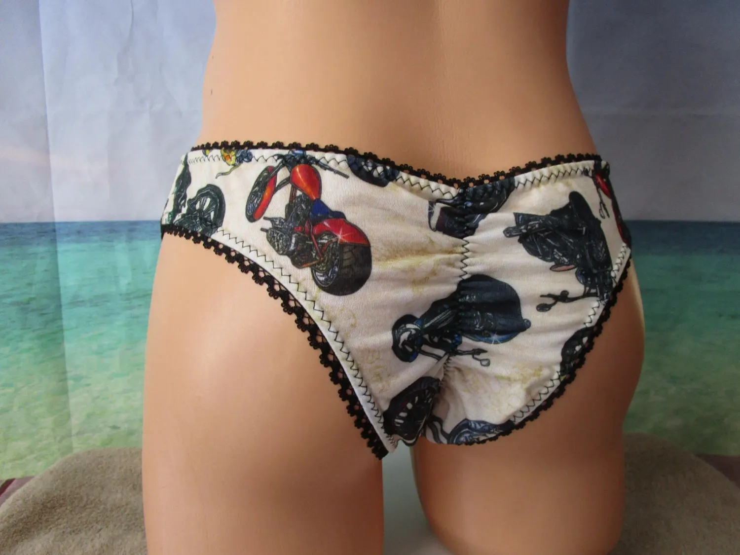 Motorcycles Print Cotton Knit, Cheeky Brazilian Hipster for Men, Medium Front, Picot Trim, Hips S 32-35&quot;