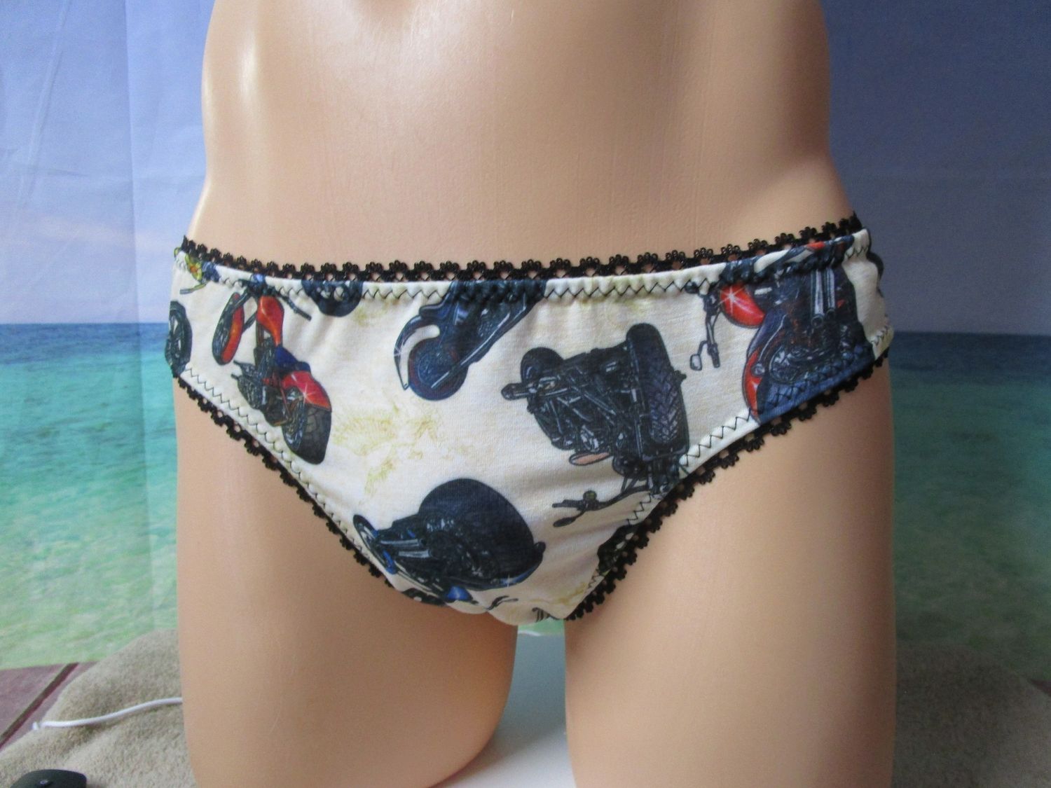 Cotton Knit Prints Brazilian Bikini, Medium Man Front, Picot Trim