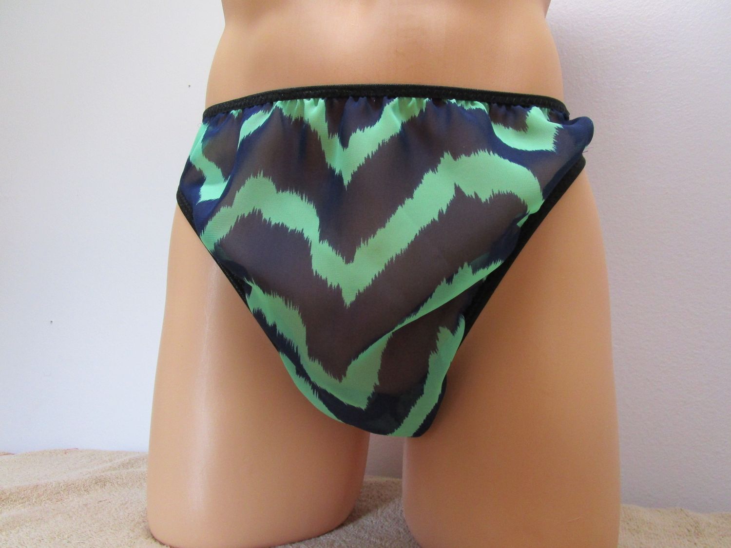 Chiffon Thong, FOE Trim, Medium Man Front