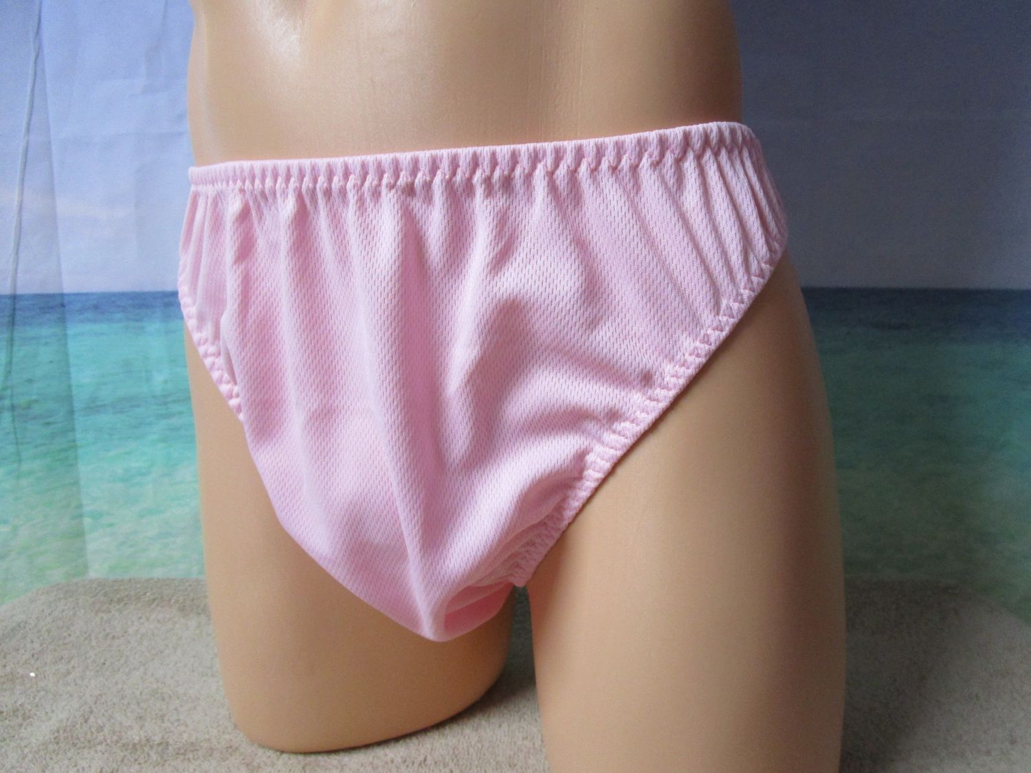 Coolmax-Dimple Mesh Bikini, Medium Man Front