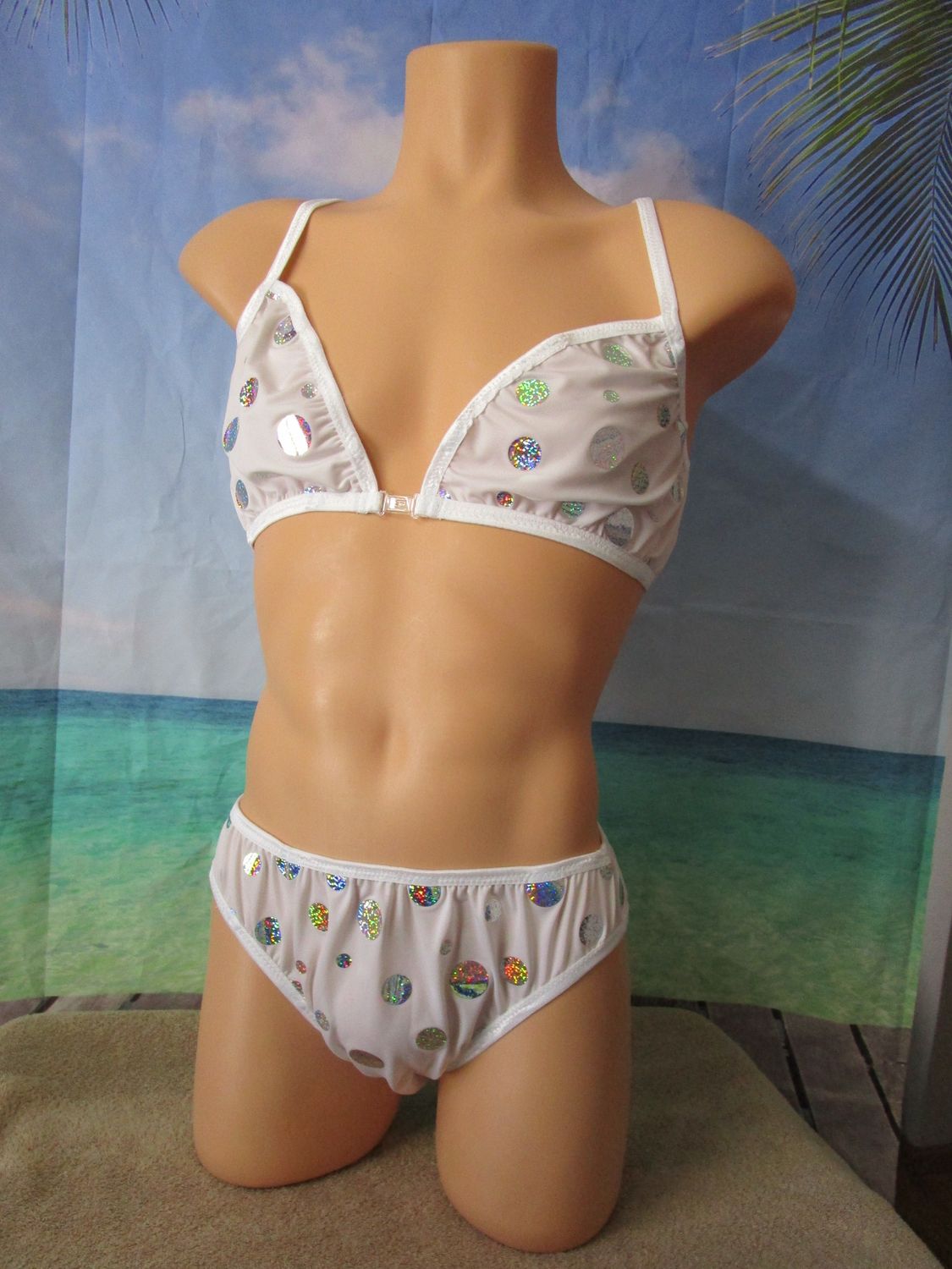 Spandex Metallic Prints Front Closure Bra and Bikini for Men