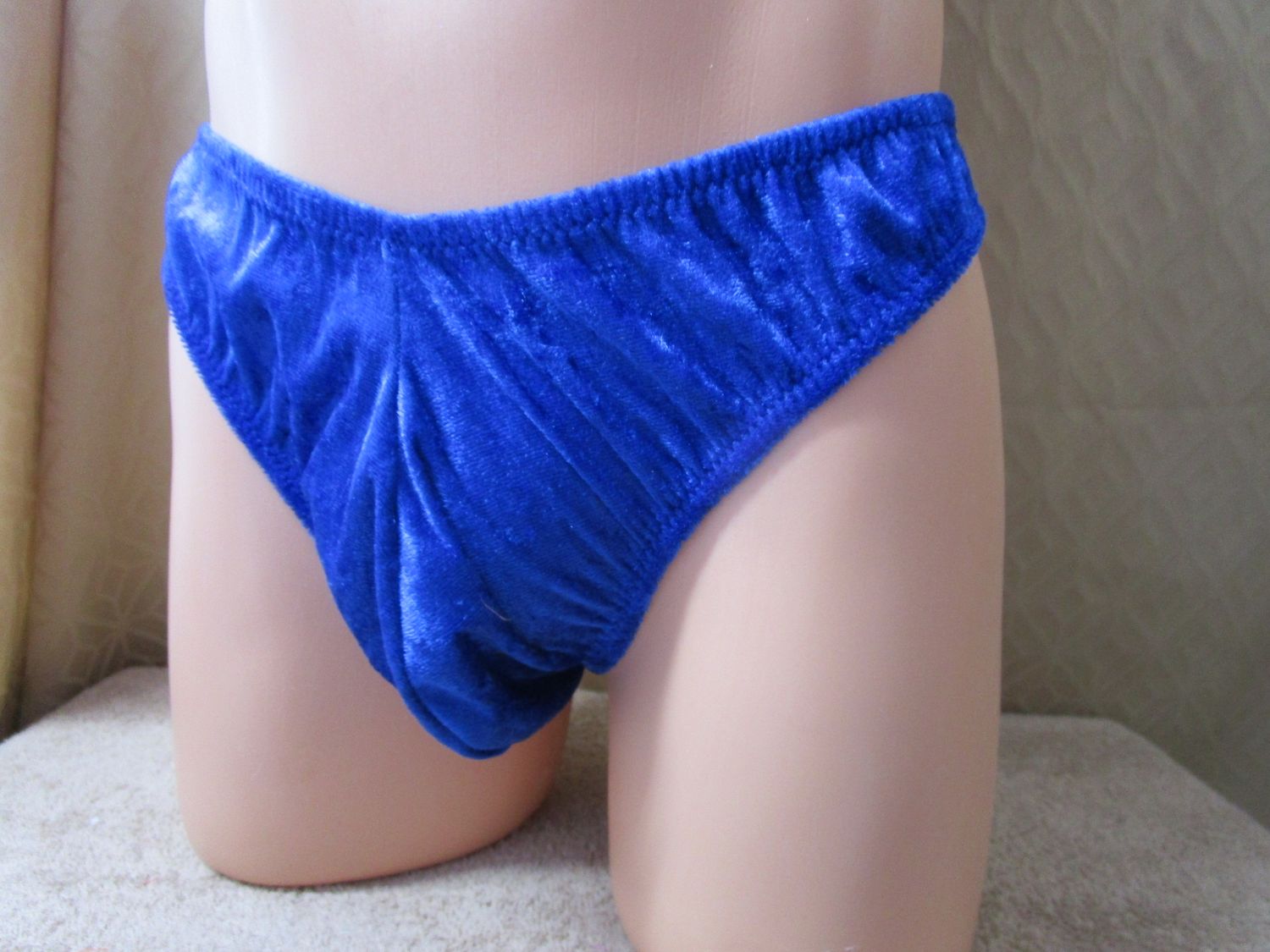 Velvet-Crushed Panne Half Rio/Thong, Contoured Man Front w/seam