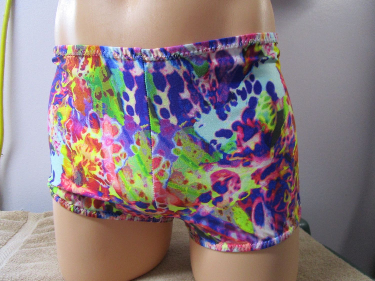 Nylon Spandex Prints Boy Cut Shorts