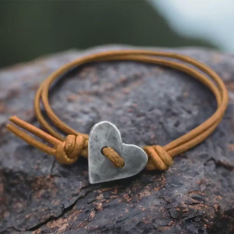 Heart-Shaped Classic Bracelet