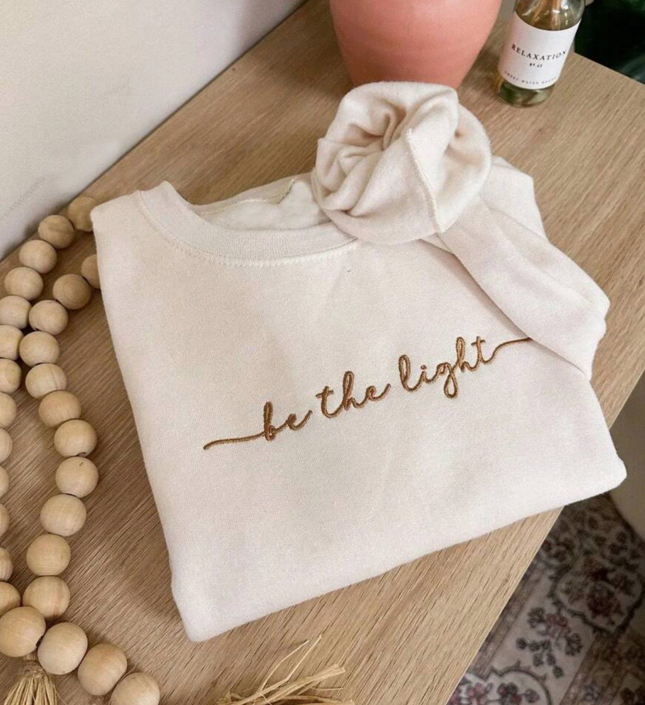 BE THE LIGHT - SWEATER