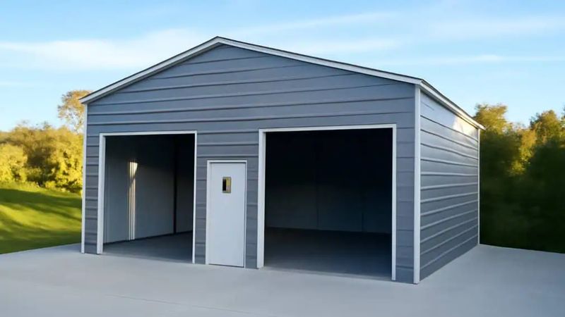 30x30 Vertical Roof Garage