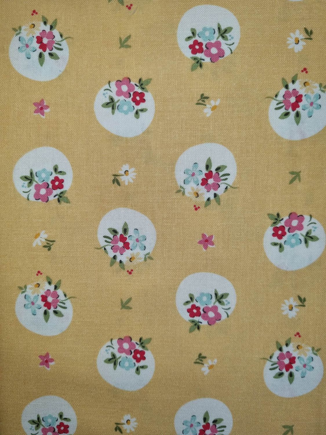 Rhapsody Bouquet, Rhapsody Bouquet: Yellow