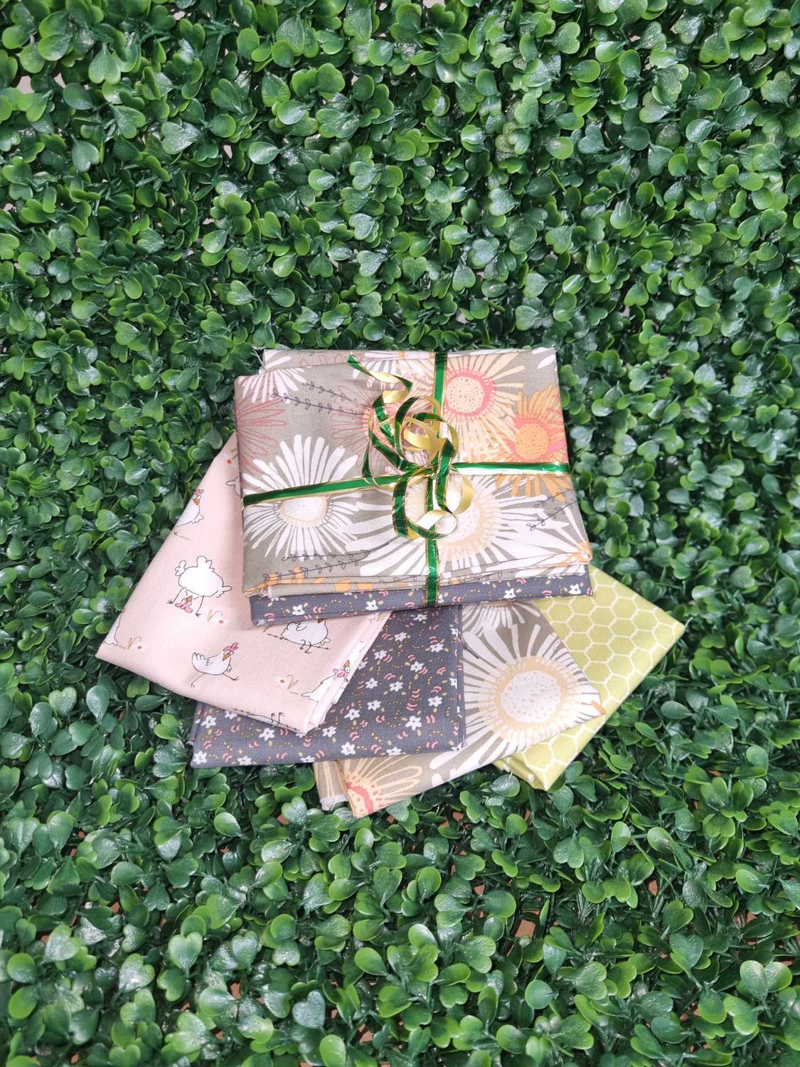 Cluck Cluck Bloom 4P