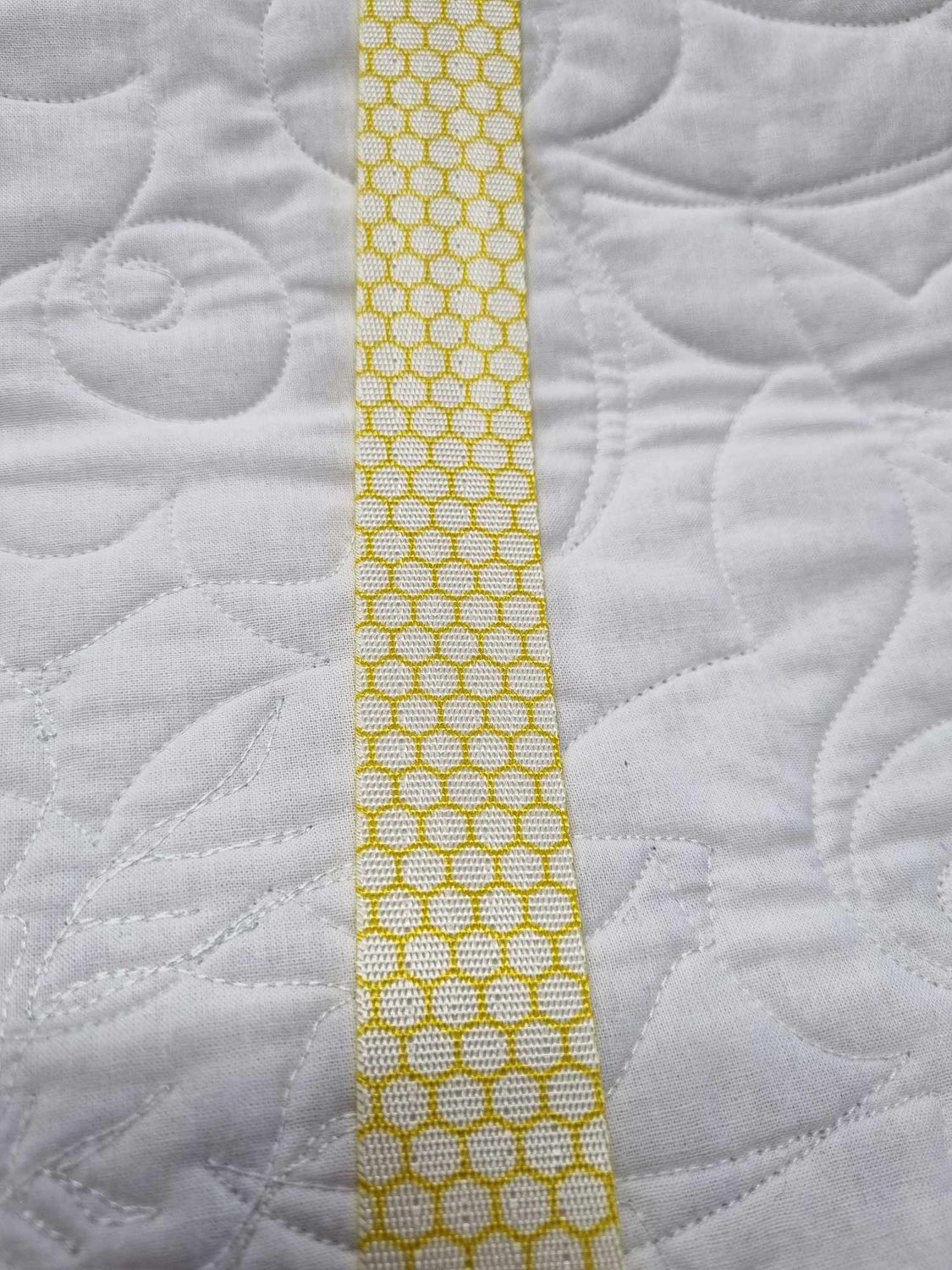 Honeycomb White Webbing 5M