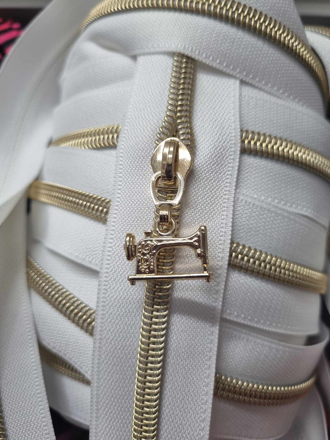 Sewing Machine - Gold ZP